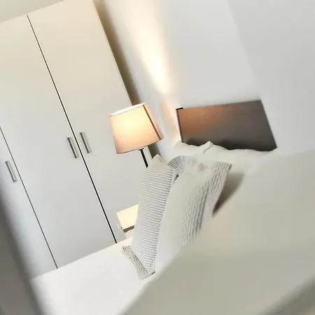 Apartament Monsanto's *